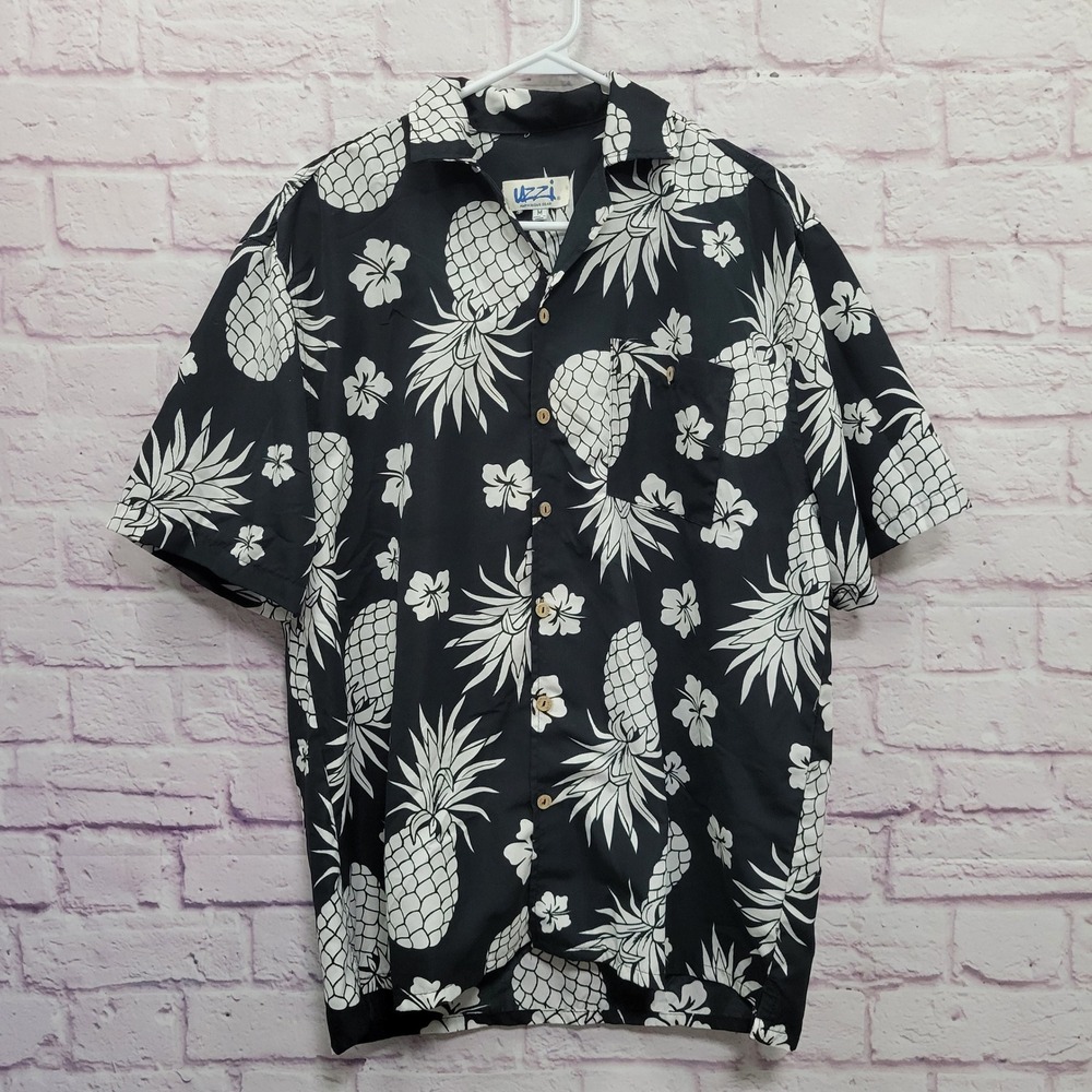 Uzzi Black Pineapple Tropical Hawaiian Shirt Mens M Resortwear Beach Party Aloha
